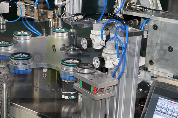 全自動百葉輪成型機細節四